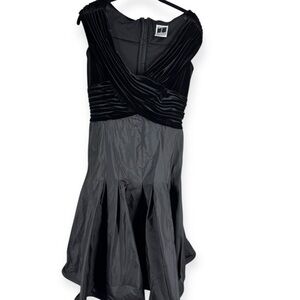 Vintage Y2K Tadashi cocktail dress black velvet Medium (see measurements)